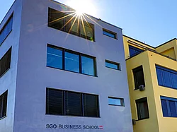 Frontansicht SGO Business School