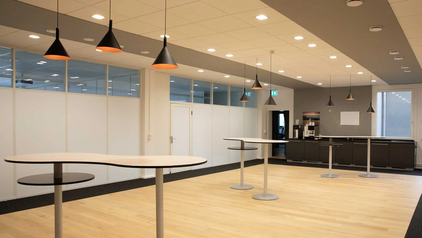 Cafeteria zweites Obergeschoss Cafeteria zweites Obergeschoss